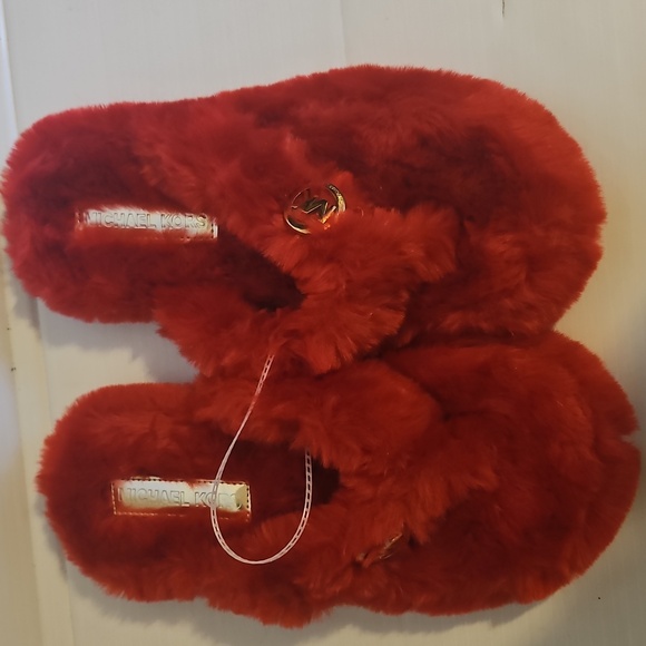 New Michael Kors Red  Slippers size 10 - Picture 1 of 5